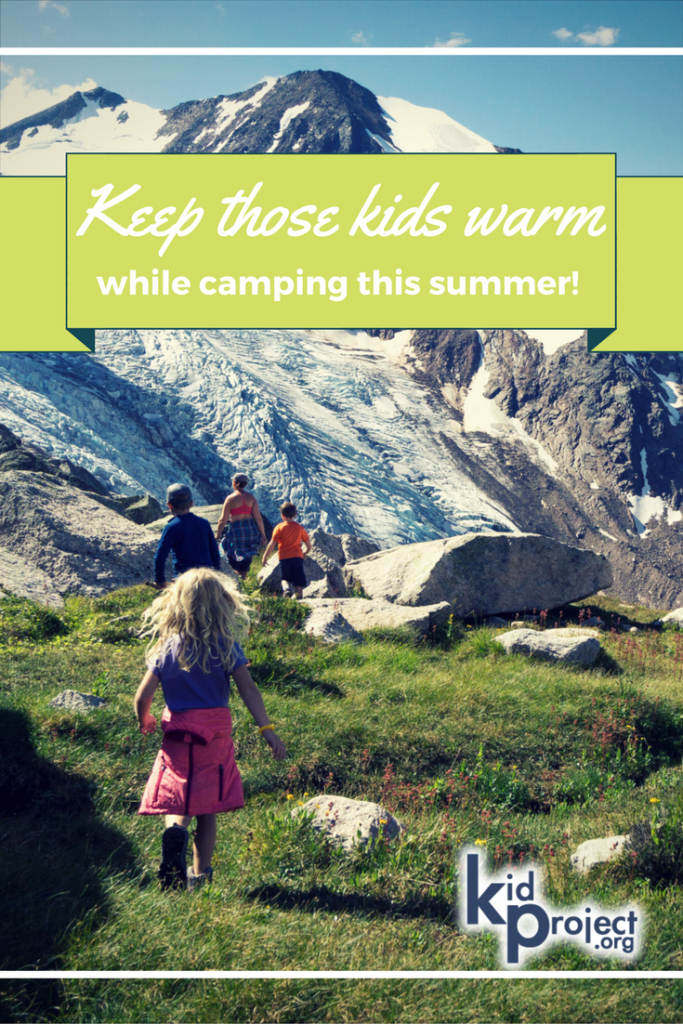 what-parents-should-know-about-keeping-kids-warm-while-camping