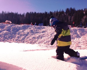 Family friendly snowshoeing 