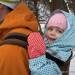 kids snowshoeing