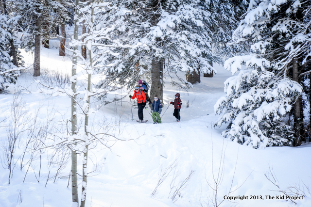 Donut Falls snowshoe with kids