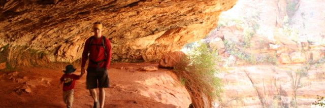 Hiking the rim trail at Zion
