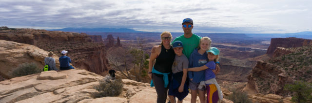Canyonlands family full res